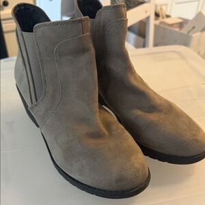 Women's Taupe Ankle Boots